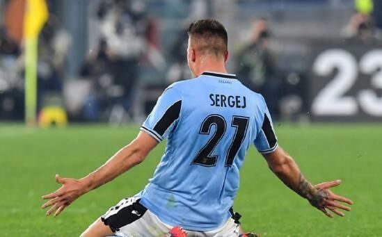  意甲金靴争夺白热化，雷特吉异军突起  