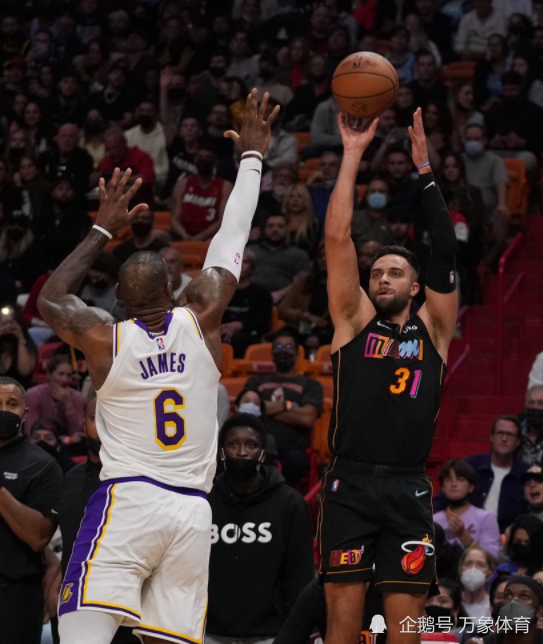 25, 希罗替补33分助热火复仇湖人  