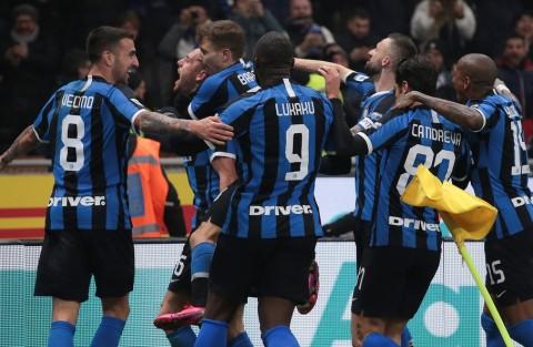  AC米兰德比战逆转擒罗马  